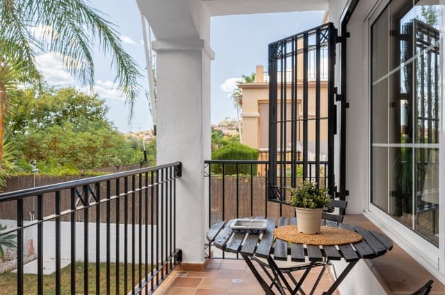 5 soverom Villa til salgs i Torrequebrada, Benalmádena med svømmebasseng garasje - € 995 000 (Ref: 9371771)