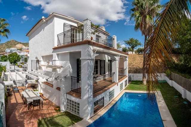 5 soverom Villa til salgs i Torrequebrada, Benalmádena med svømmebasseng garasje - € 995 000 (Ref: 9371771)