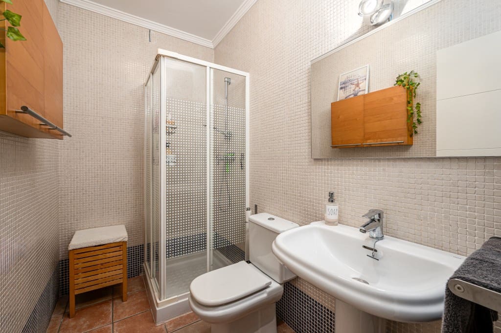 5 sypialnia Willa na sprzedaż w Torrequebrada z basenem garażem - 995 000 € (Ref: 9371771)