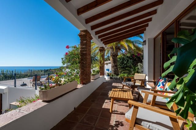 4 soveværelse Villa til salg i La Herradura, Almuñécar med swimmingpool garage - € 890.000 (Ref: 9378762)