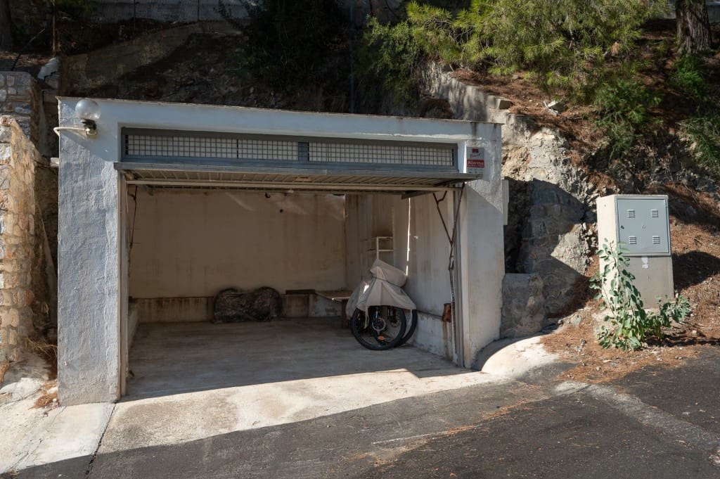 4 sypialnia Willa na sprzedaż w La Herradura z basenem garażem - 890 000 € (Ref: 9378762)