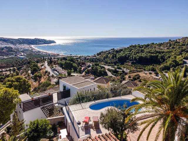 4 soveværelse Villa til salg i La Herradura, Almuñécar med swimmingpool garage - € 890.000 (Ref: 9378762)