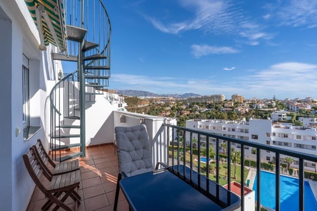 2 bedroom Penthouse for sale in Mijas Costa, Mijas with pool garage - € 439,000 (Ref: 9382396)