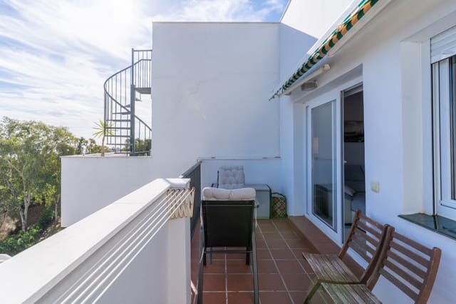 2 bedroom Penthouse for sale in Mijas Costa, Mijas with pool garage - € 439,000 (Ref: 9382396)