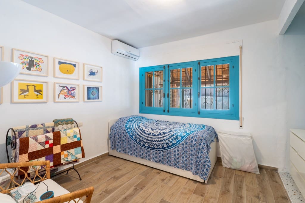 7 quarto Moradia para venda em Alhaurin de la Torre com piscina - 790 000 € (Ref: 9387516)