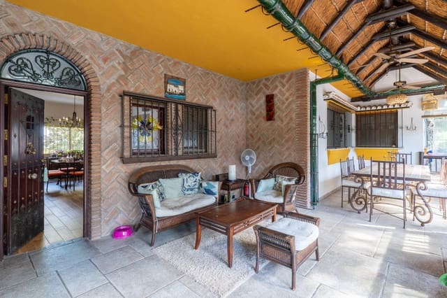 7 camera da letto Villa in vendita in Alhaurín de la Torre con piscina - 790.000 € (Rif: 9387516)