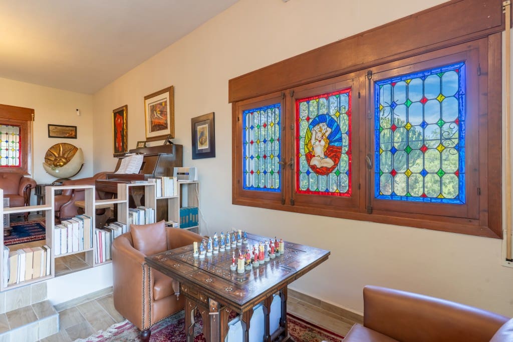 7 quarto Moradia para venda em Alhaurin de la Torre com piscina - 790 000 € (Ref: 9387516)