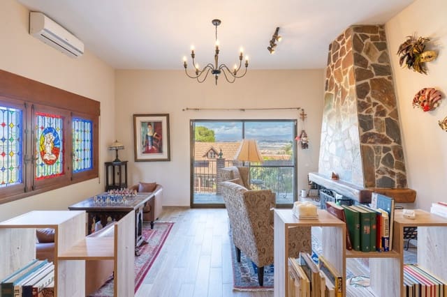 7 camera da letto Villa in vendita in Alhaurín de la Torre con piscina - 790.000 € (Rif: 9387516)