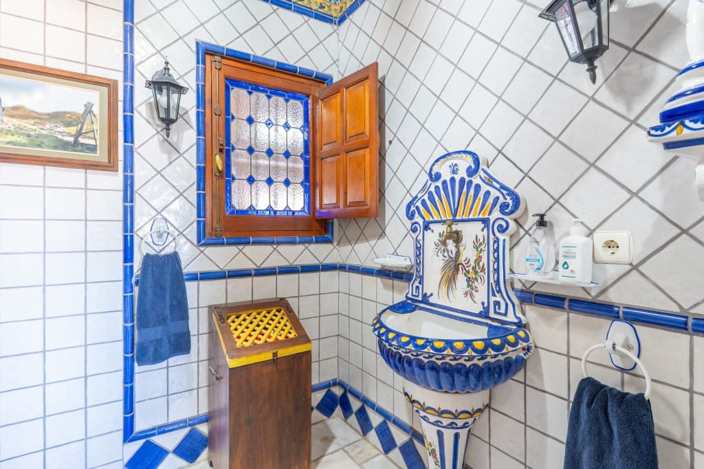 7 quarto Moradia para venda em Alhaurin de la Torre com piscina - 790 000 € (Ref: 9387516)