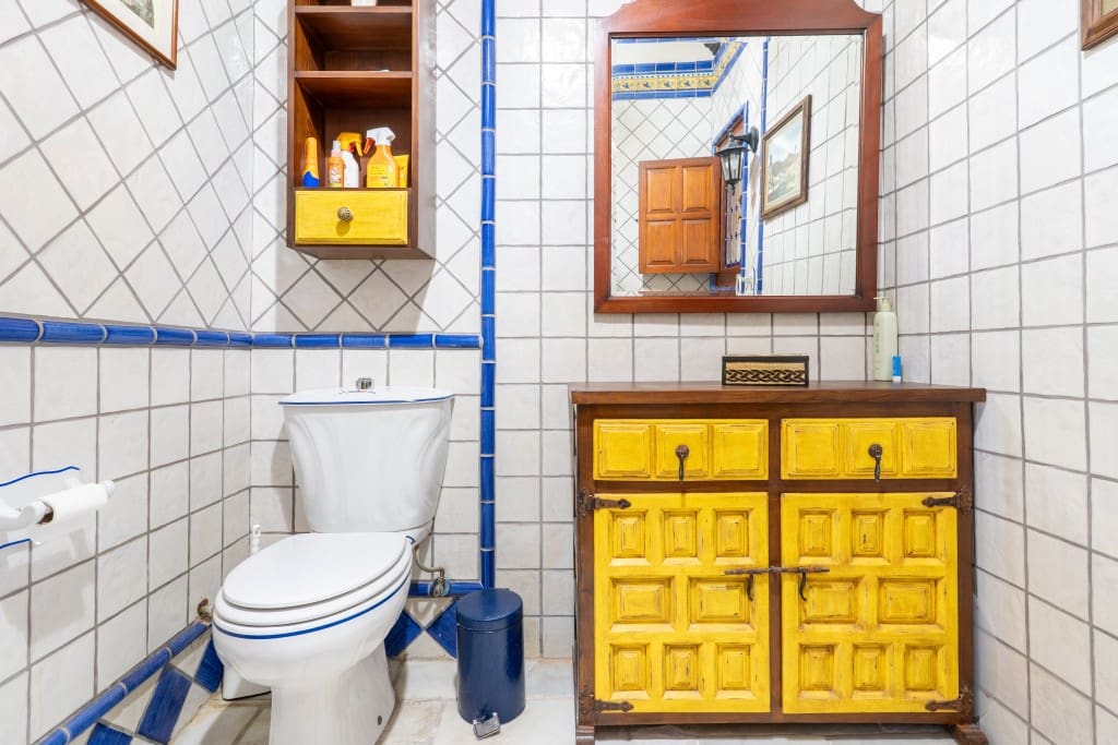 7 quarto Moradia para venda em Alhaurin de la Torre com piscina - 790 000 € (Ref: 9387516)