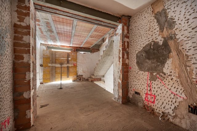 2 chambre Maison de Ville à vendre à Nerja - 250 000 € (Ref: 9390210)