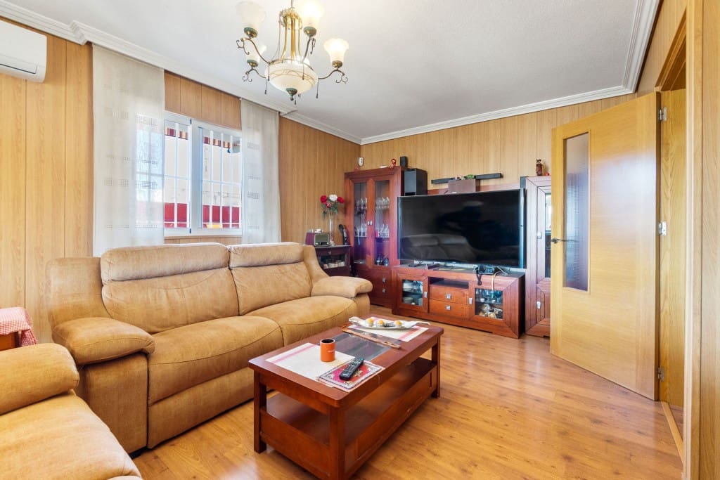 3 soveværelse Penthouse til salg i Torrevieja med garage - € 314.900 (Ref: 9395757)