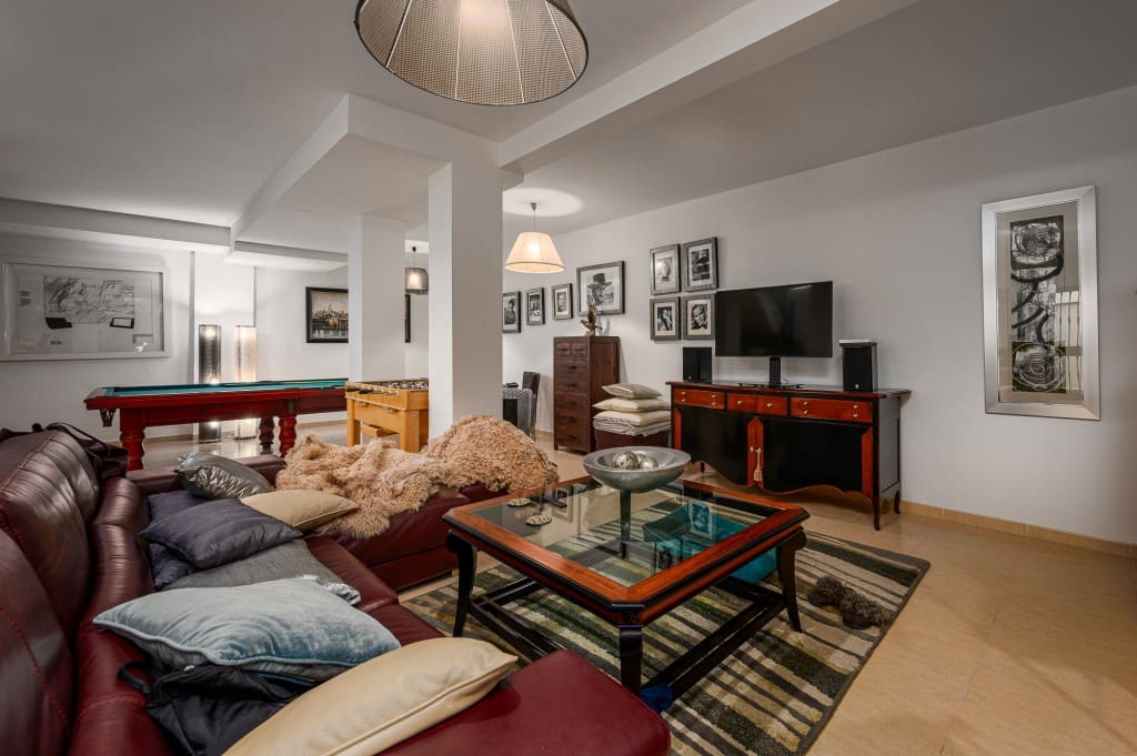 4 chambre Villa/Maison à vendre à Nerja avec piscine garage - 670 000 € (Ref: 9410632)