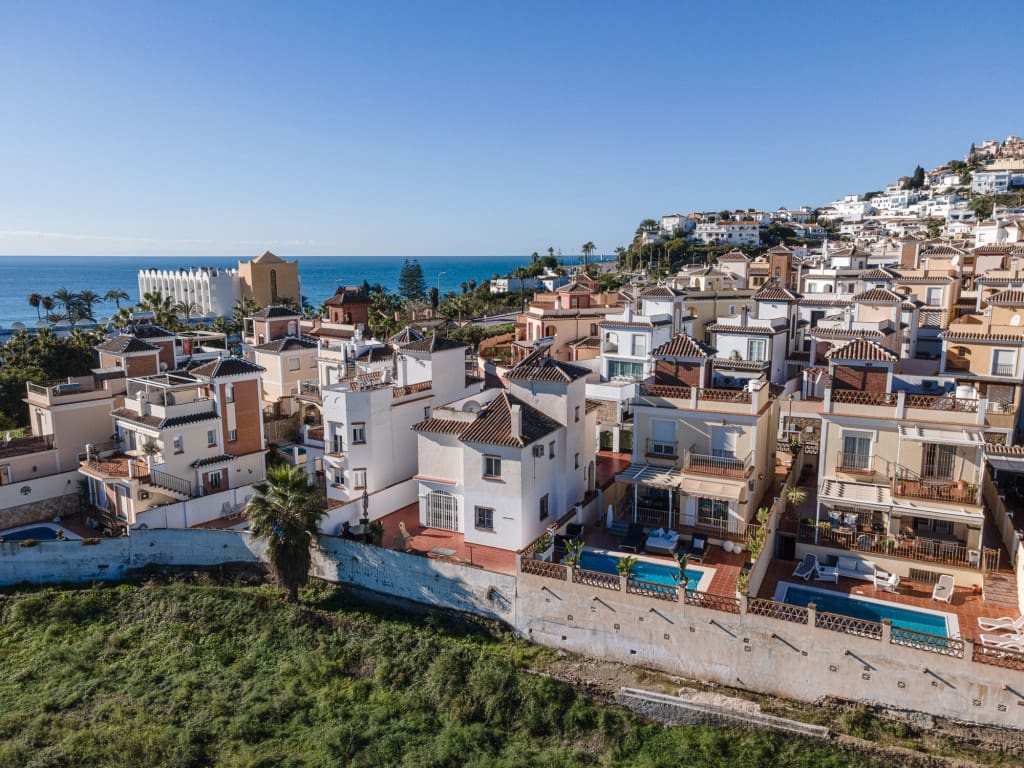 4 chambre Villa/Maison à vendre à Nerja avec piscine garage - 670 000 € (Ref: 9410632)