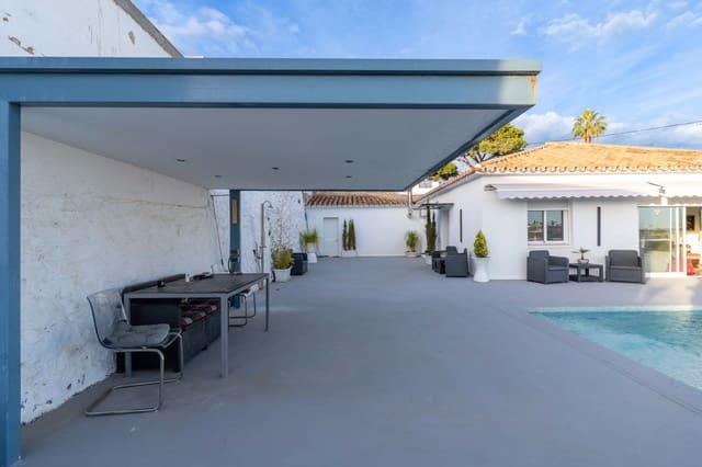 2 makuuhuone Huvila myytävänä paikassa Mijas Costa, Mijas mukana uima-altaan 
autotalli - 799 000 € (Ref: 9410633)