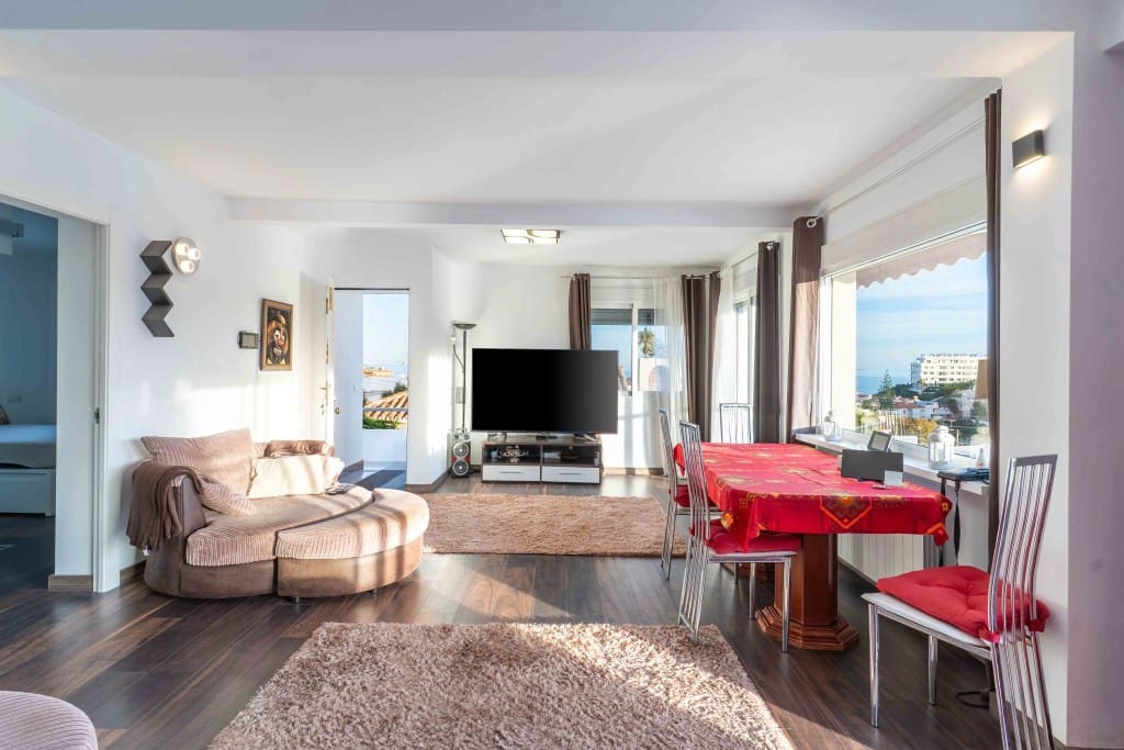 2 makuuhuone Huvila myytävänä paikassa Mijas Costa mukana uima-altaan 
autotalli - 799 000 € (Ref: 9410633)