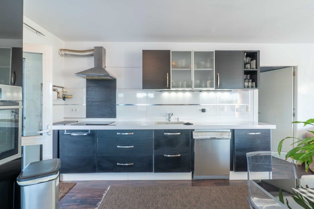 2 makuuhuone Huvila myytävänä paikassa Mijas Costa mukana uima-altaan 
autotalli - 799 000 € (Ref: 9410633)