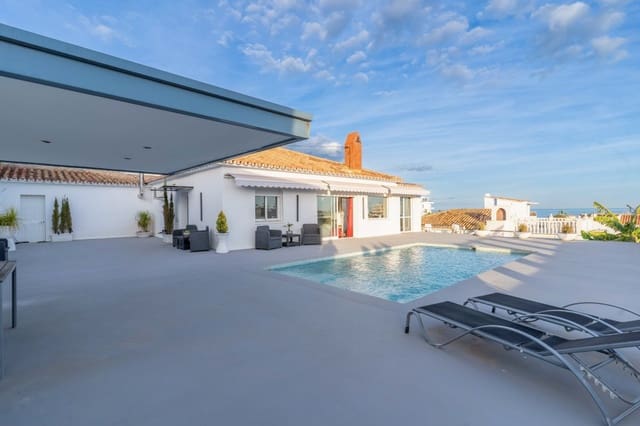 2 makuuhuone Huvila myytävänä paikassa Mijas Costa, Mijas mukana uima-altaan 
autotalli - 799 000 € (Ref: 9410633)