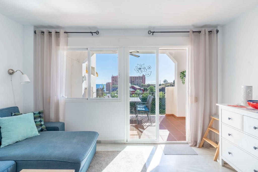 2 sovrum Lägenhet till salu i Benalmadena Costa med pool - 329 000 € (Ref: 9413701)