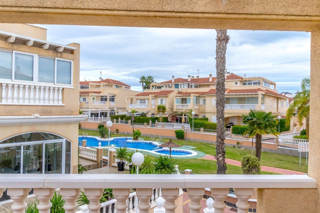 2 camera da letto Casa in vendita in Playa Flamenca con piscina garage - 279.500 € (Rif: 9415550)