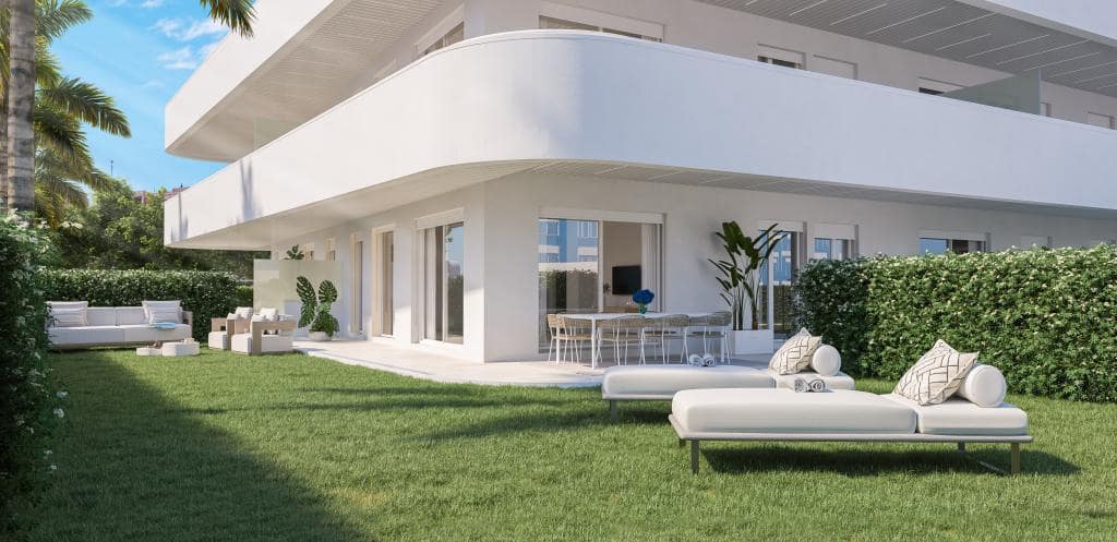 3 soveværelse Lejlighed til salg i Torre del Mar med swimmingpool - € 425.000 (Ref: 9415561)