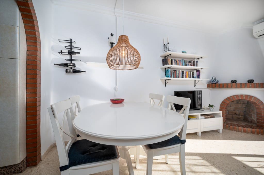 2 Zimmer Apartment zu verkaufen in Nerja mit Pool - 299.000 € (Ref: 9415563)