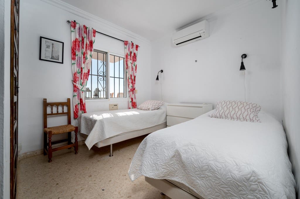 2 Zimmer Apartment zu verkaufen in Nerja mit Pool - 299.000 € (Ref: 9415563)