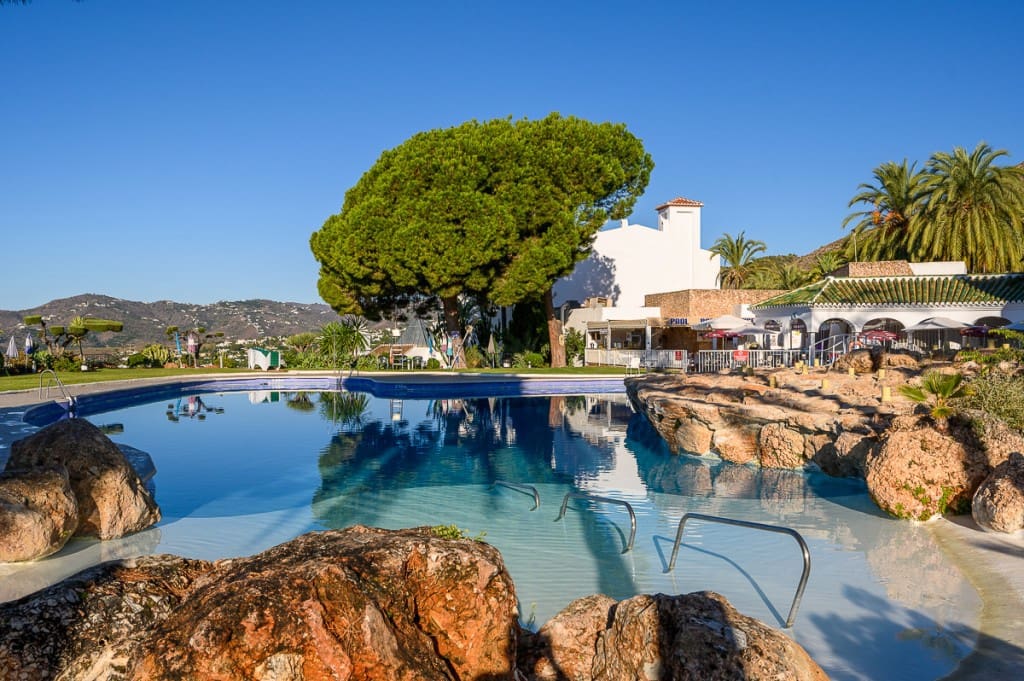 2 Zimmer Apartment zu verkaufen in Nerja mit Pool - 299.000 € (Ref: 9415563)