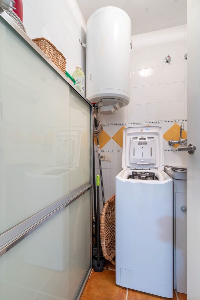 1 makuuhuone Huoneisto myytävänä paikassa Benahavis mukana uima-altaan 
autotalli - 250 000 € (Ref: 9415576)