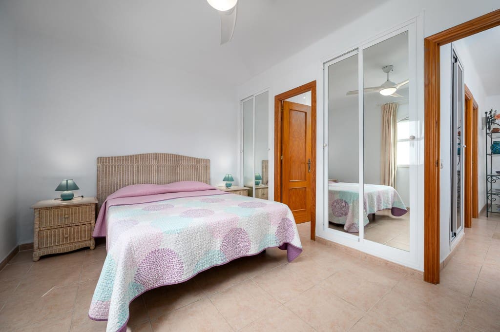 9 soveværelse Villa til salg i Nerja med garage - € 1.590.000 (Ref: 9415577)