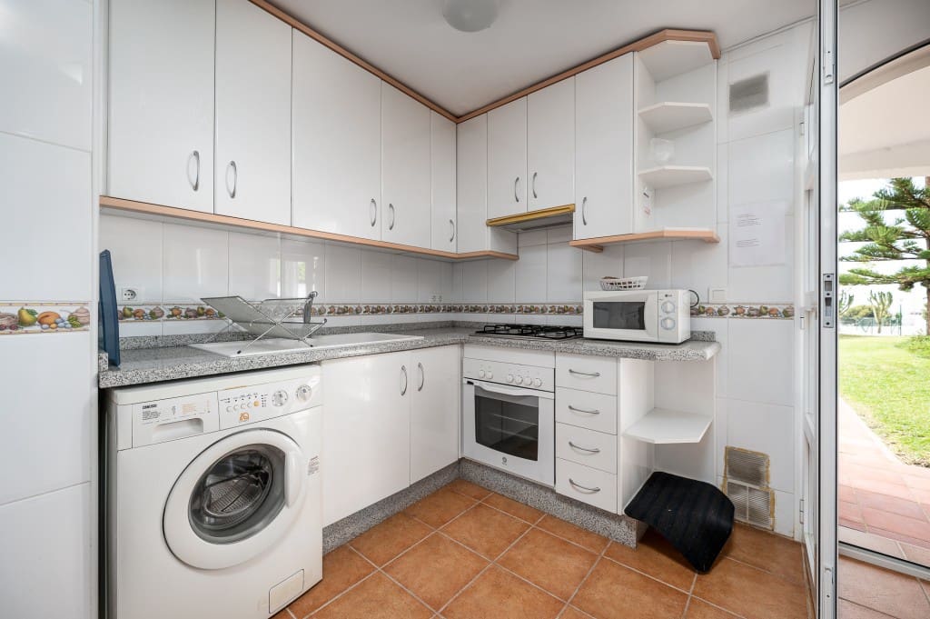 9 soveværelse Villa til salg i Nerja med garage - € 1.590.000 (Ref: 9415577)