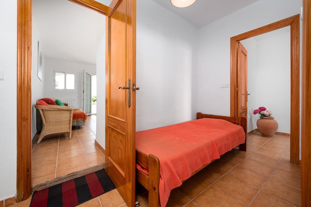 9 soveværelse Villa til salg i Nerja med garage - € 1.590.000 (Ref: 9415577)