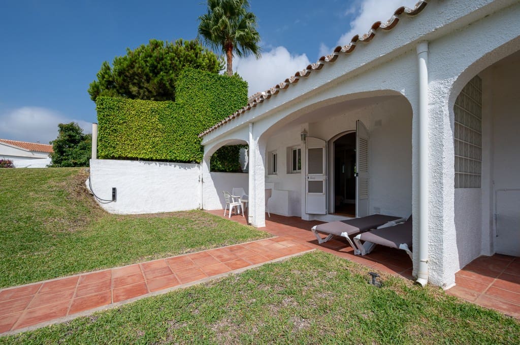 9 soveværelse Villa til salg i Nerja med garage - € 1.590.000 (Ref: 9415577)