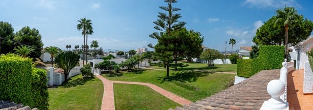 9 soveværelse Villa til salg i Nerja med garage - € 1.590.000 (Ref: 9415577)