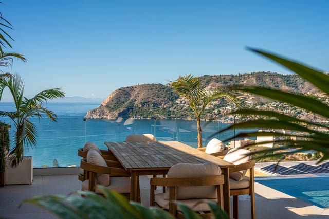 4 sovrum Villa till salu i La Herradura, Almuñécar med pool - 2 100 000 € (Ref: 9415586)