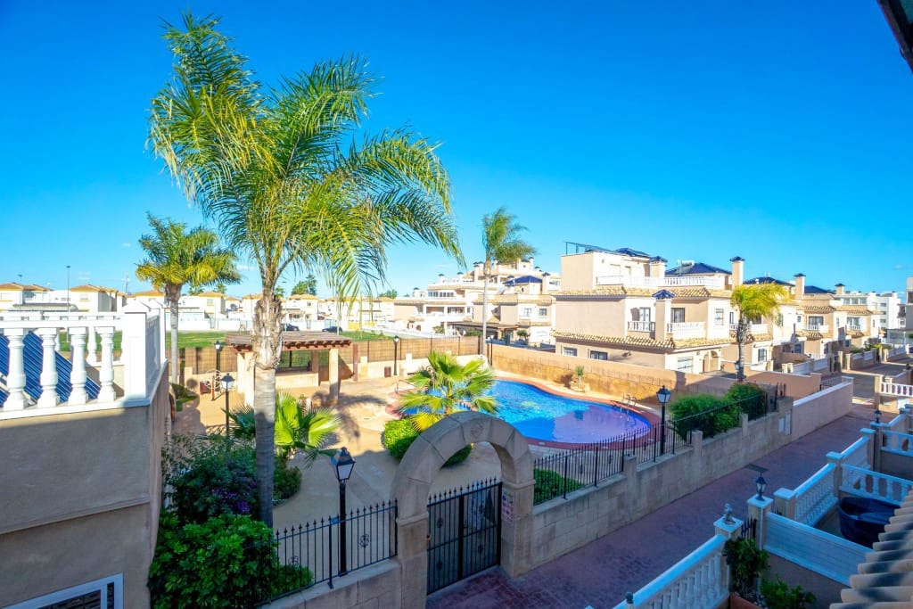 2 soverom Hus til salgs i Los Dolses med svømmebasseng - € 215 000 (Ref: 9419208)