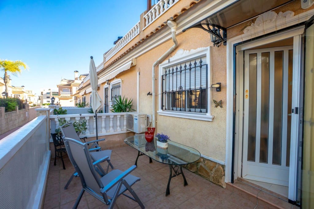 2 soverom Hus til salgs i Los Dolses med svømmebasseng - € 215 000 (Ref: 9419208)