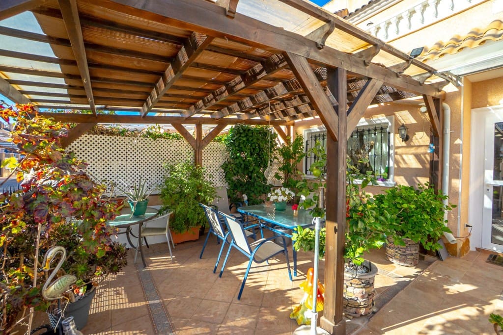 2 soverom Hus til salgs i Los Dolses med svømmebasseng - € 215 000 (Ref: 9419208)