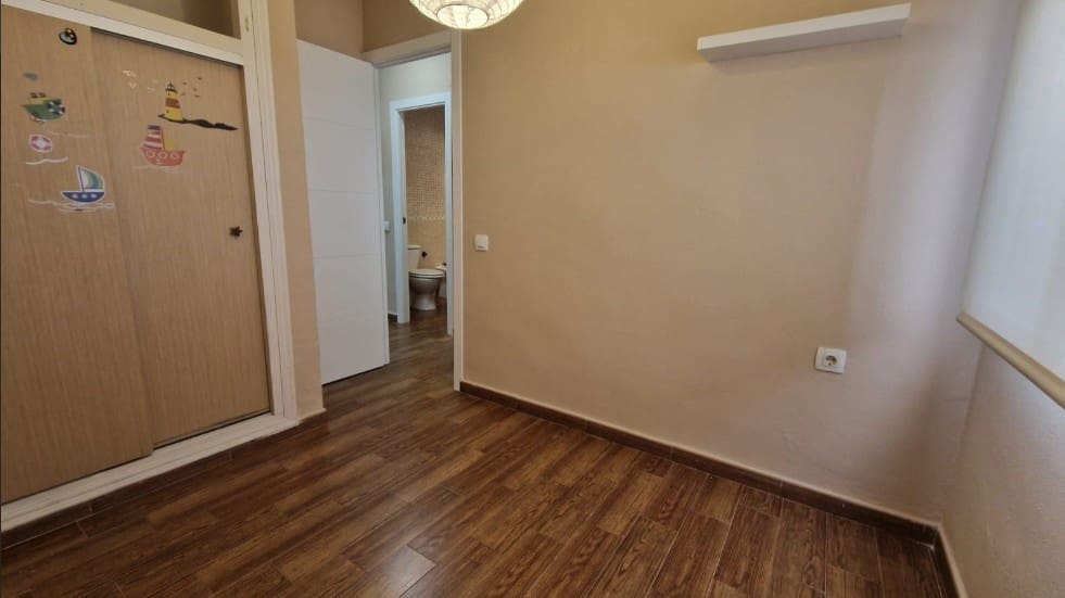 3 bedroom Apartment for sale in La Mata with garage - € 215,000 (Ref: 9419209)