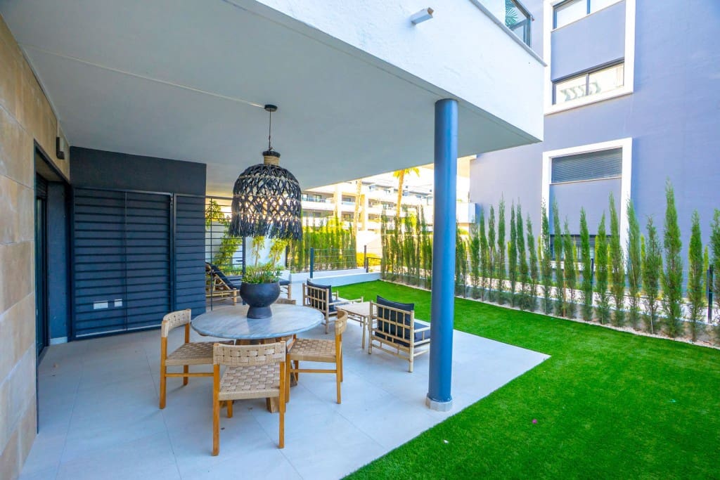 2 sovrum Lägenhet till salu i Playa Flamenca med pool - 460 000 € (Ref: 9419210)