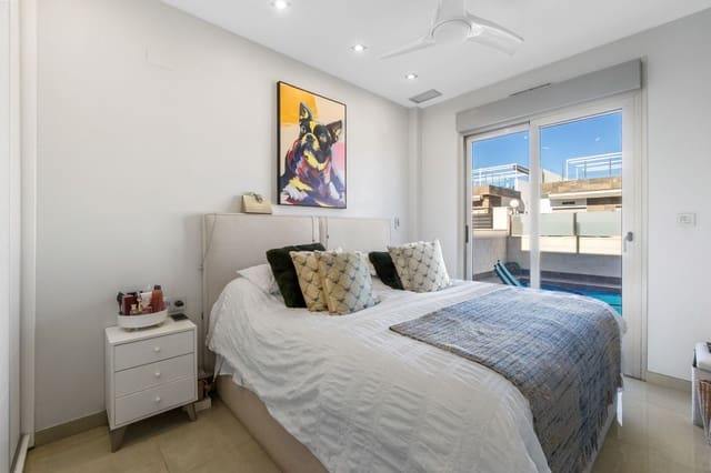 3 makuuhuone Huvila myytävänä paikassa Villamartin, Orihuela mukana uima-altaan 
autotalli - 369 990 € (Ref: 9419213)