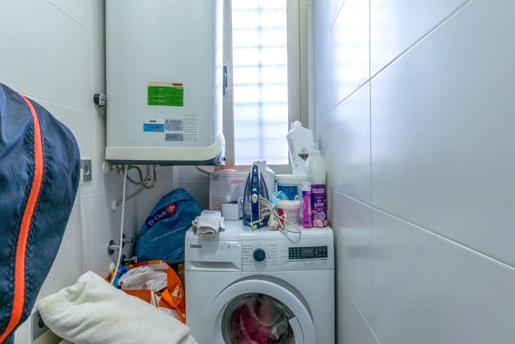 3 bedroom Villa for sale in Villamartin with pool garage - € 369,990 (Ref: 9419213)