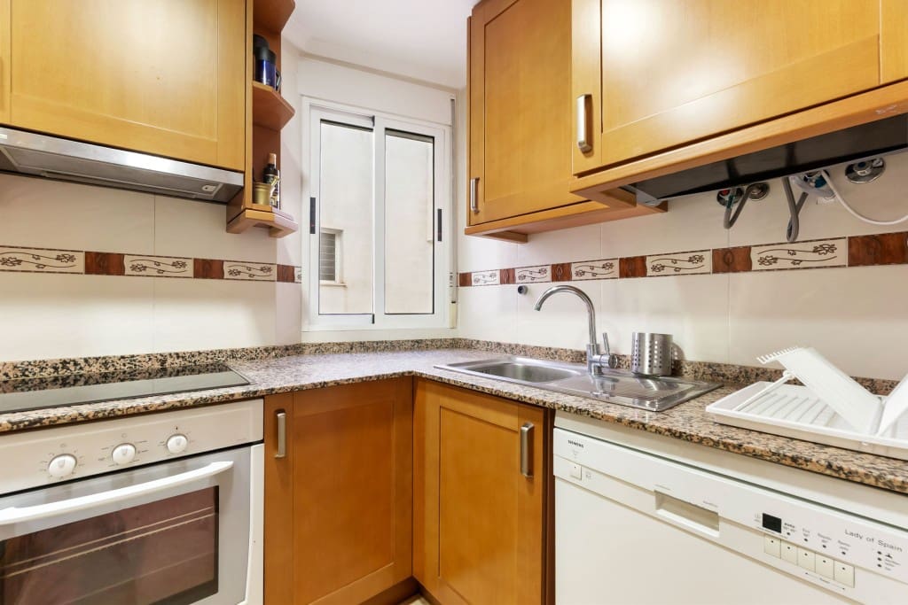 2 soverom Penthouse til salgs i Torrevieja med garasje - € 189 000 (Ref: 9421984)