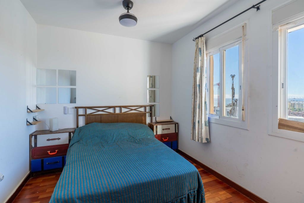 2 makuuhuone Omakotitalo myytävänä paikassa La Cala de Mijas mukana uima-altaan - 420 000 € (Ref: 9431579)