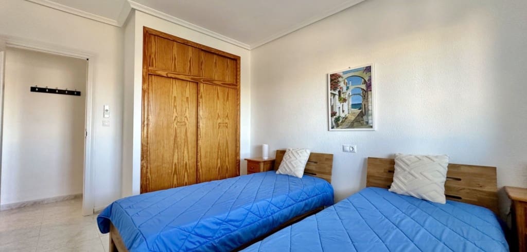 2 chambre Appartement à vendre à Playa Flamenca avec piscine garage - 199 000 € (Ref: 9431580)