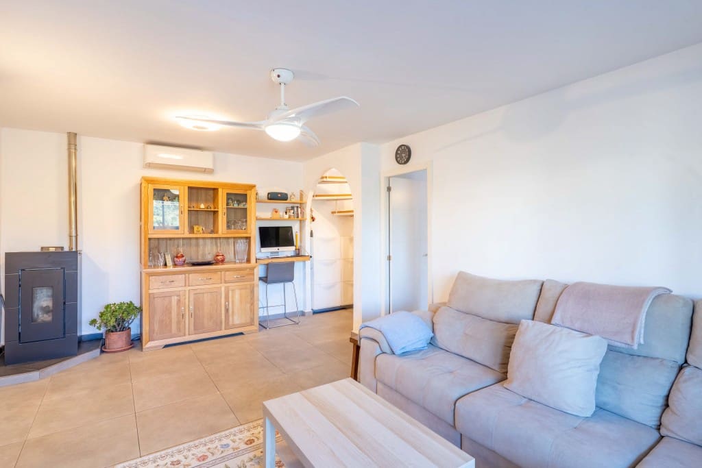 3 makuuhuone Paritalo myytävänä paikassa Estepona mukana uima-altaan - 360 000 € (Ref: 9431581)