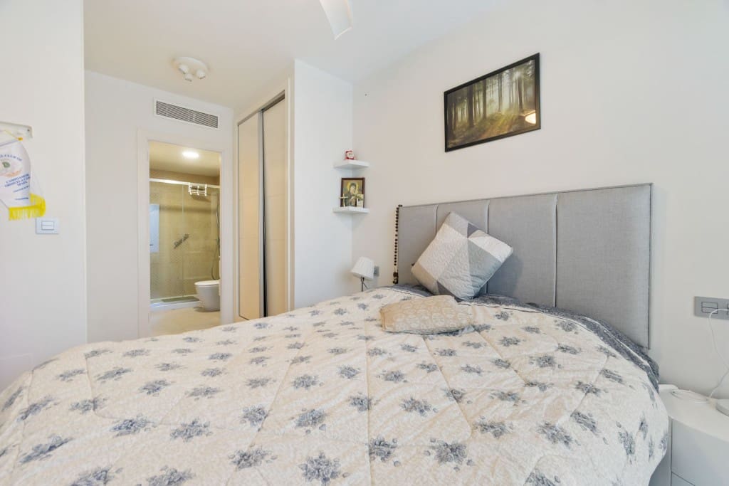 3 soverom Leilighet til salgs i Punta Prima med svømmebasseng - € 295 000 (Ref: 9433140)