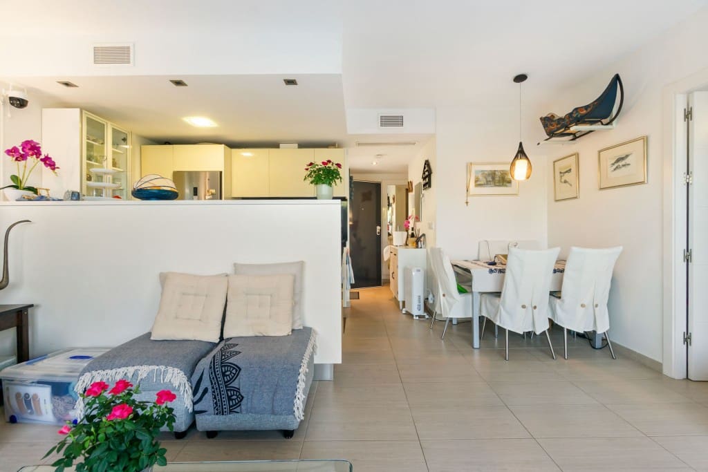 3 soverom Leilighet til salgs i Punta Prima med svømmebasseng - € 295 000 (Ref: 9433140)