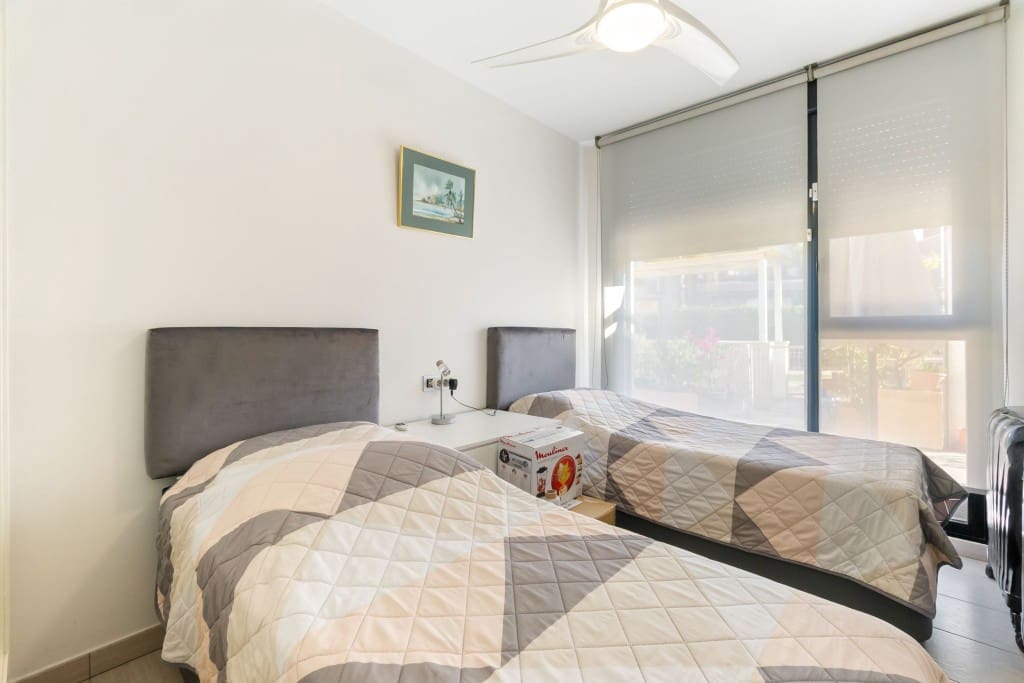 3 soverom Leilighet til salgs i Punta Prima med svømmebasseng - € 295 000 (Ref: 9433140)