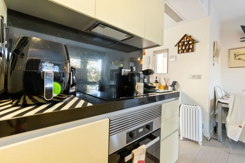 3 soverom Leilighet til salgs i Punta Prima med svømmebasseng - € 295 000 (Ref: 9433140)